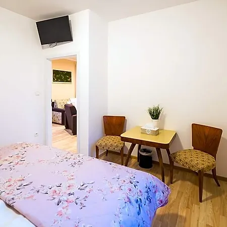 Bonsai 3* Mikulov