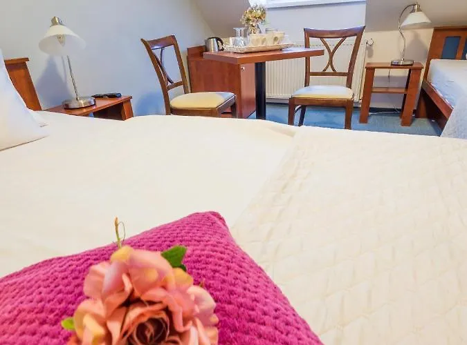Hotel Bonsai 3*